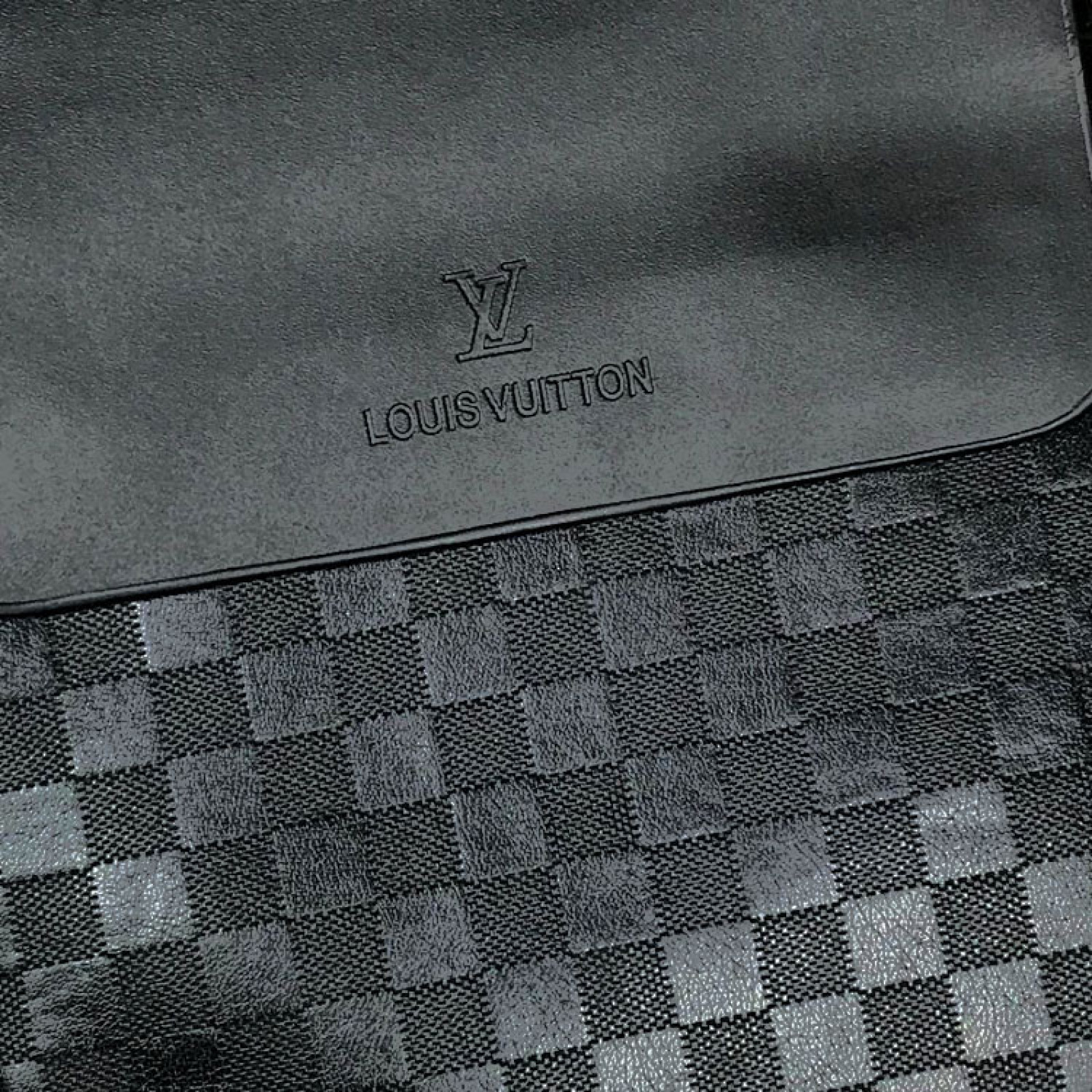 Мужская сумка-планшет через плечо Louis Vuitton
