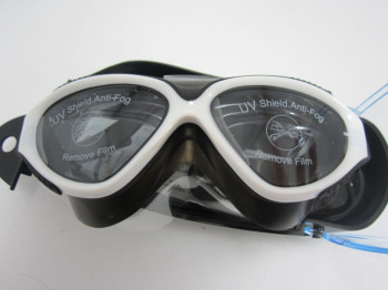 Очки для плаванья Conquest anti-fog защита Белые 196293