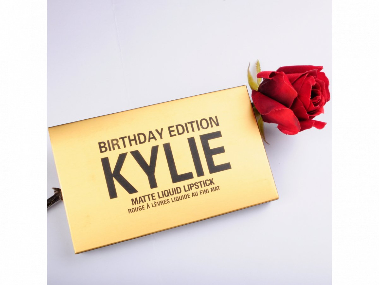 Набор жидких матовых помад Kylie Birthday Edition золото 129704